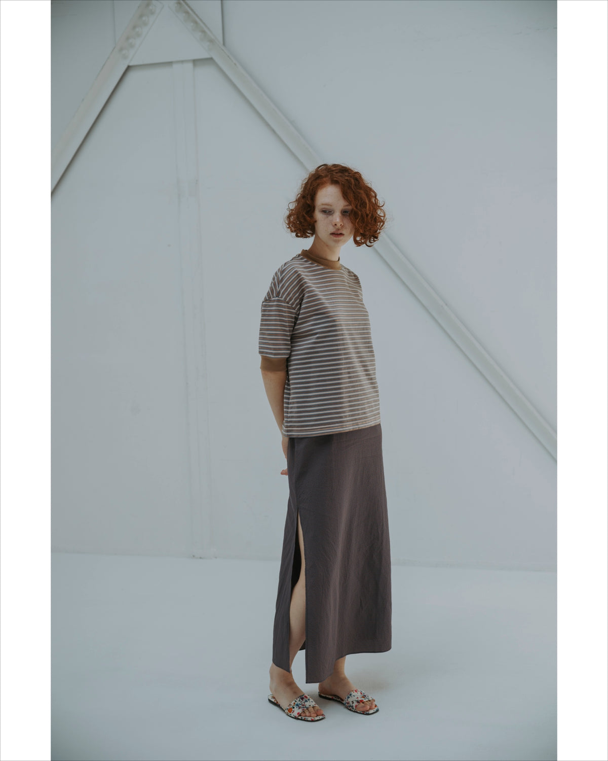 SHEER BORDER HALF-SLEEVE TEE