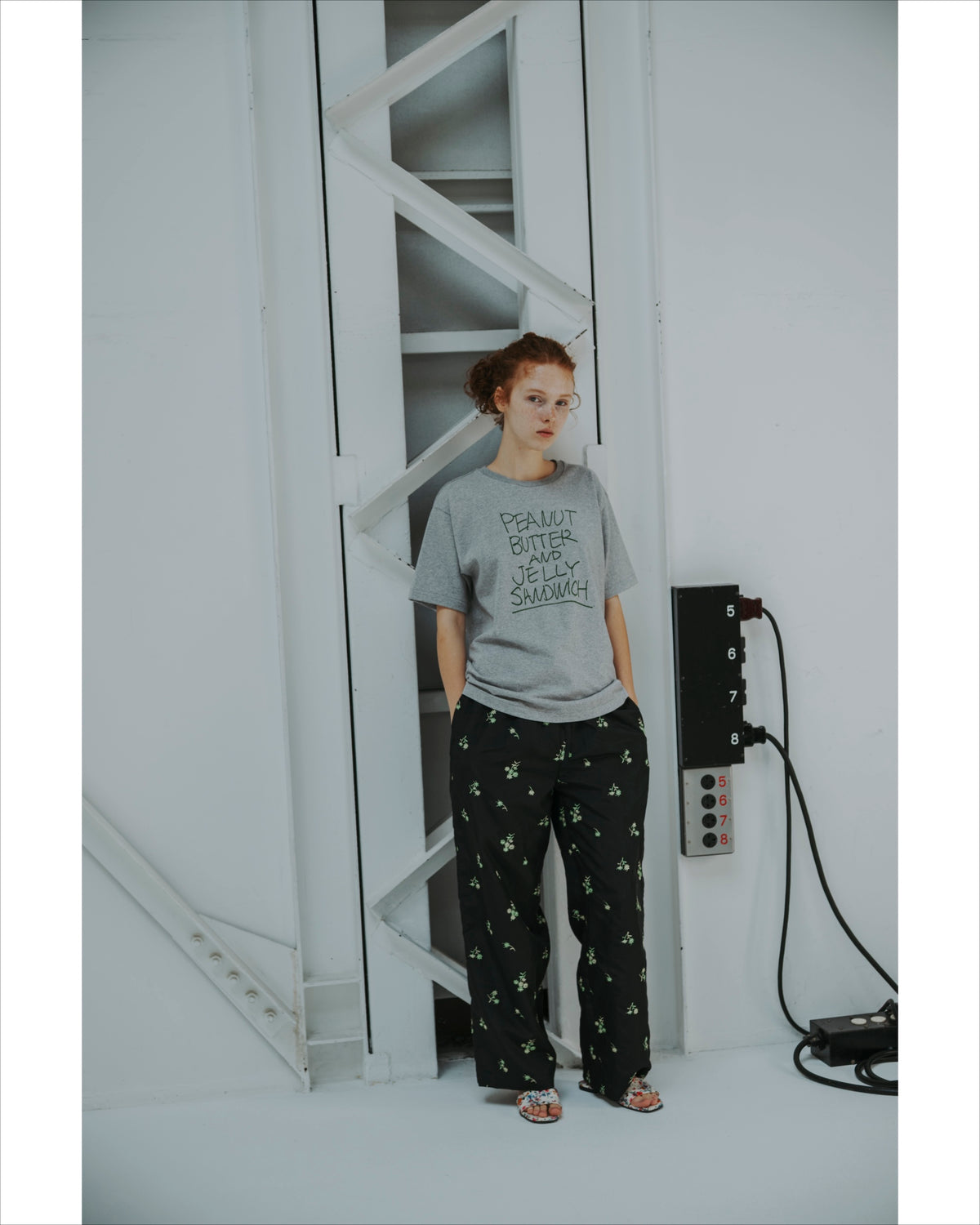 FLOWER EMBROIDERY COZY PANTS