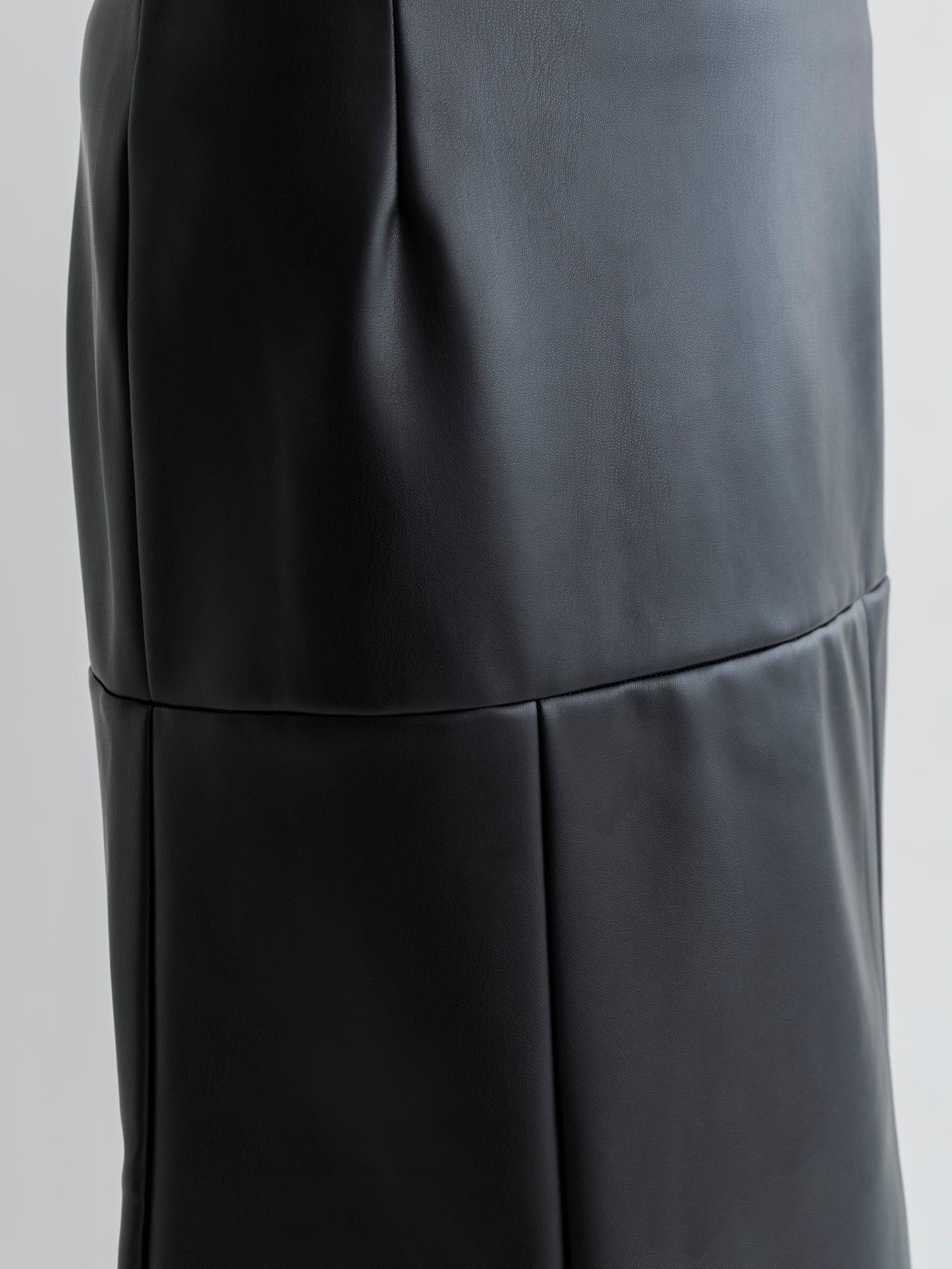 SYNTHETIC LEATHER BEAUTIFUL SKIRT