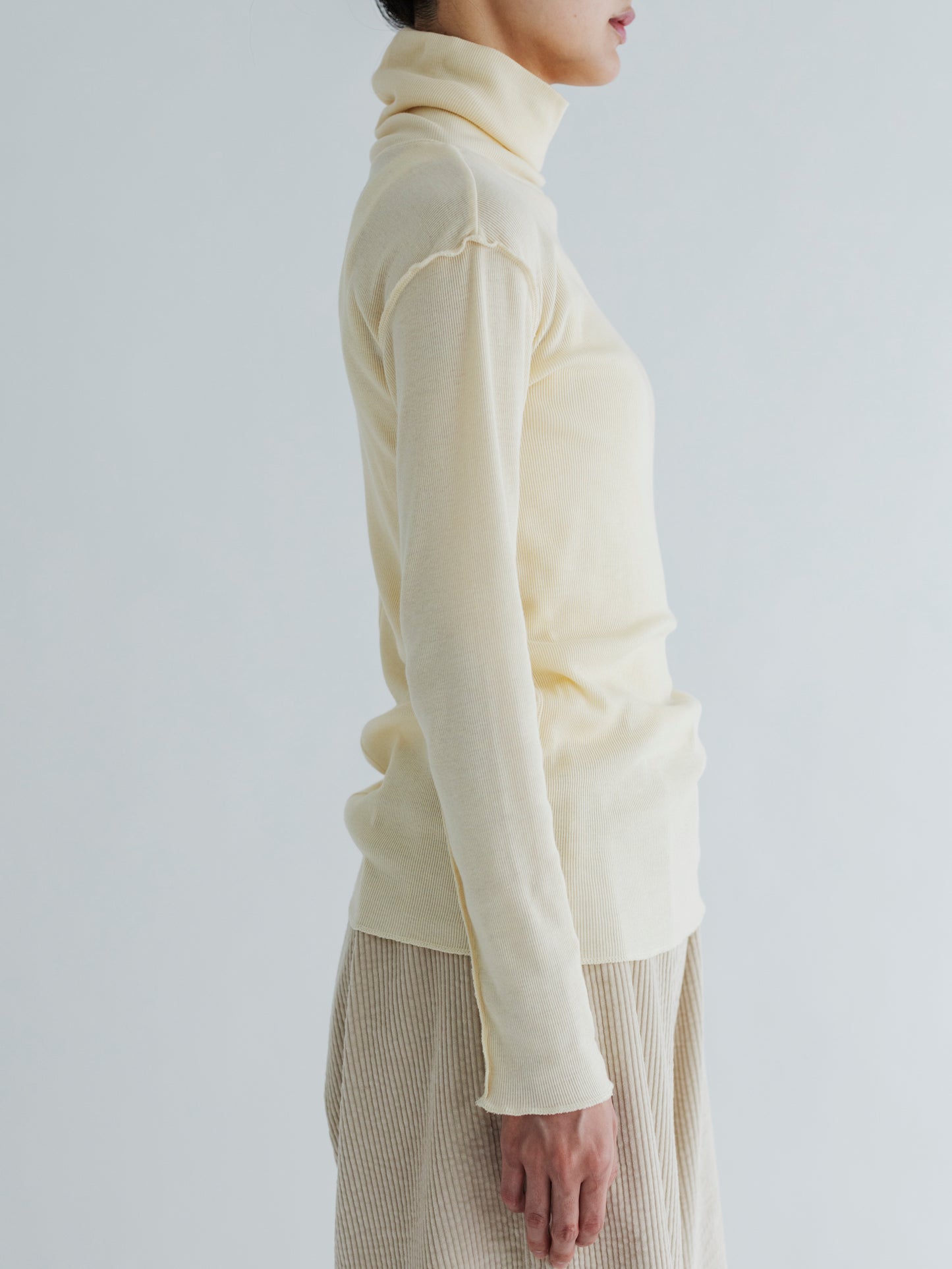【Pre-order】SOFT RIB TURTLENECK