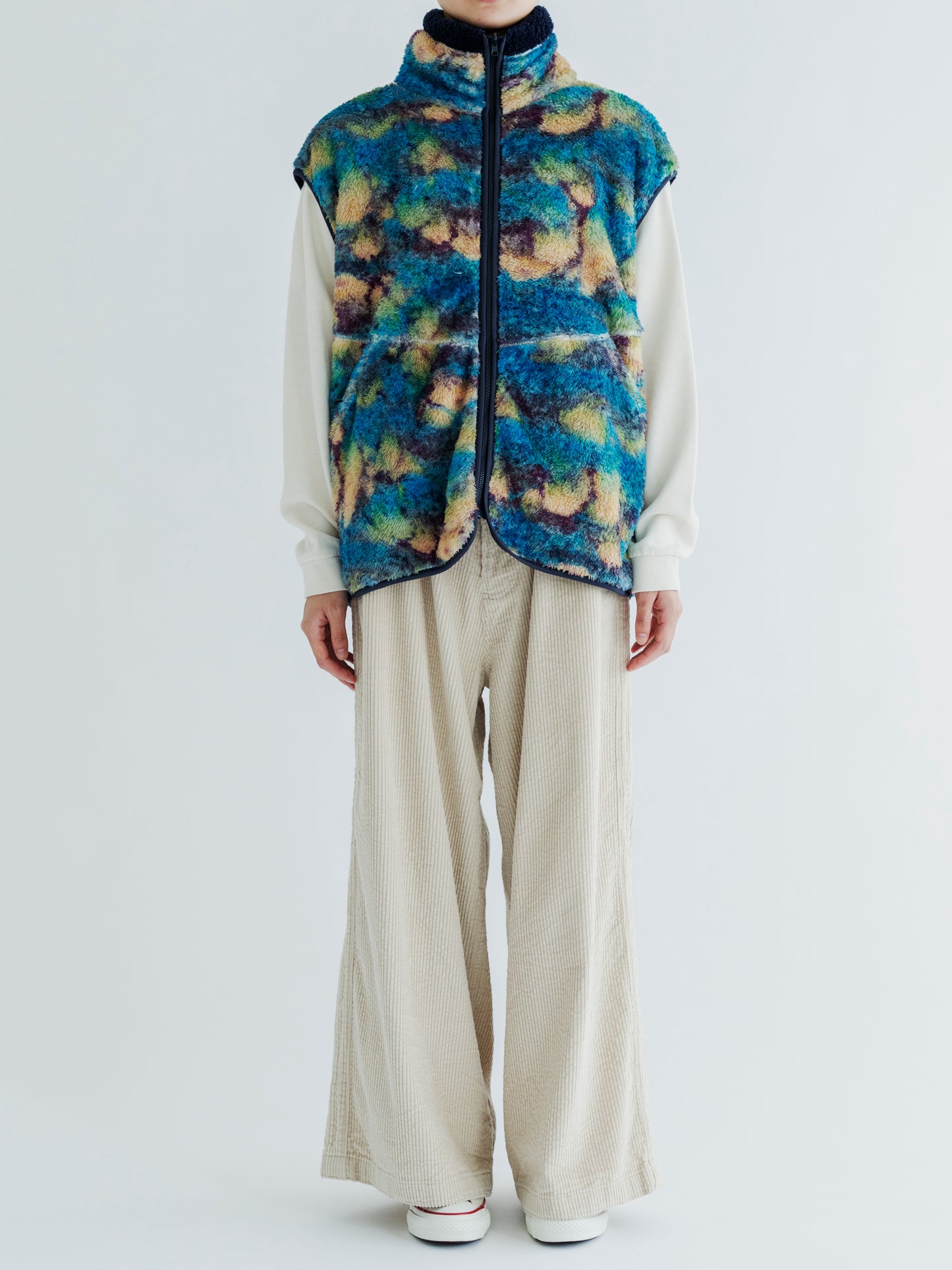 【Pre-order】PRINT/ SOLID REVERSIBLE FLEECE VEST