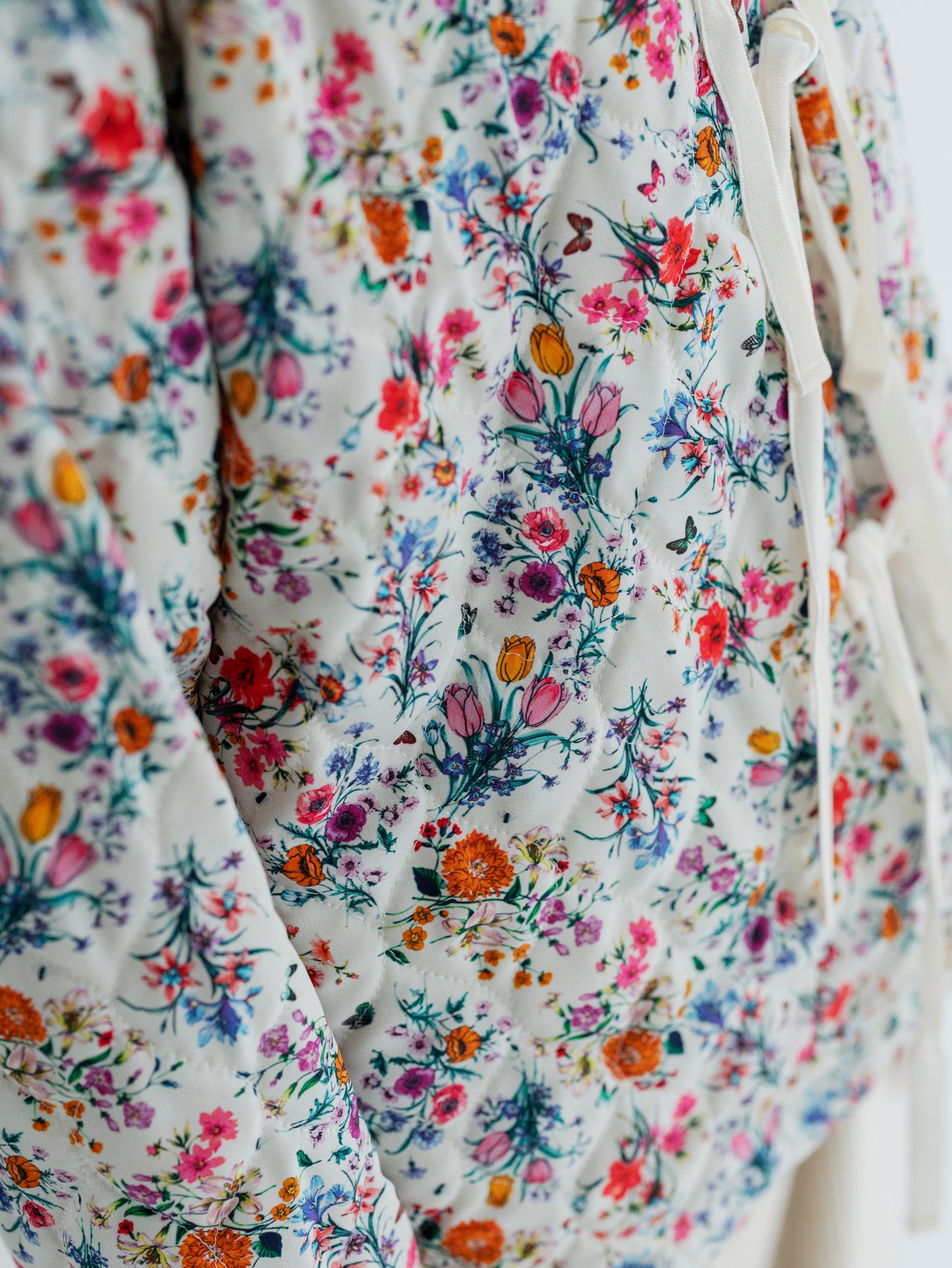 【Pre-order】FLOWER QUILTED JACKET