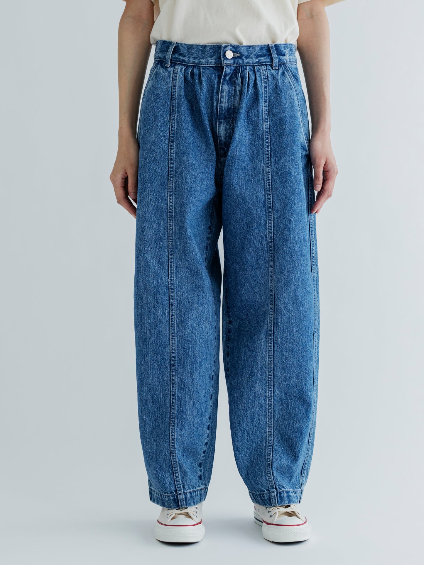 【Pre-order】DENIM WIDE TUCK PANTS