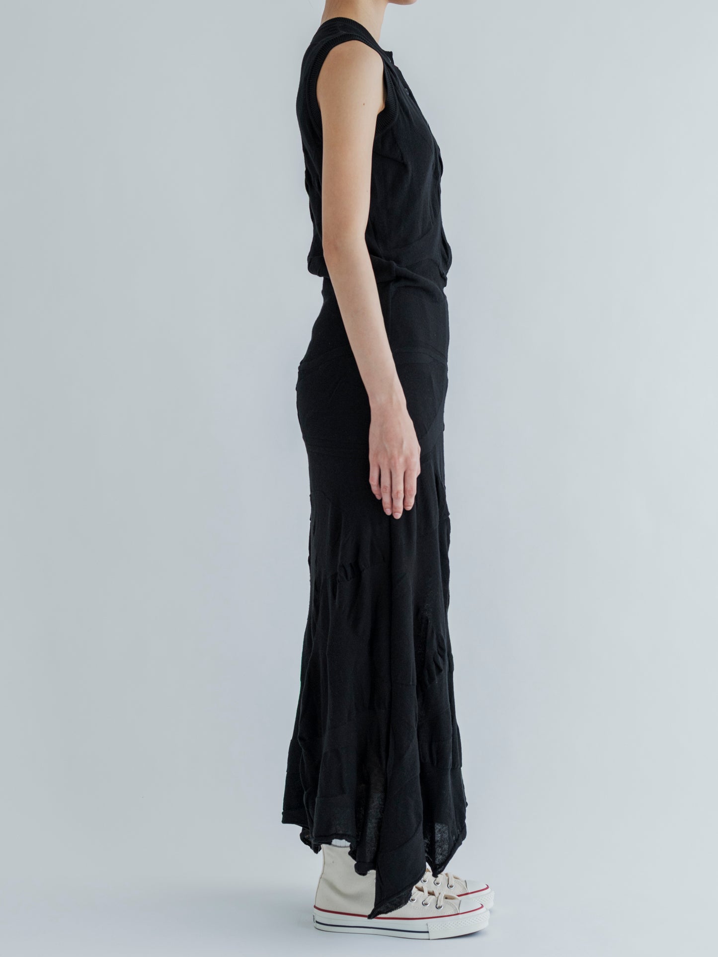 LIGHT KNIT FRONT&BACK SLEEVELESS  DRESS